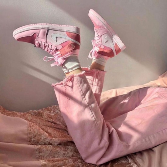 Nike Air Jordan 1 Mid Digital Pink Dams CW5379-600 Skor