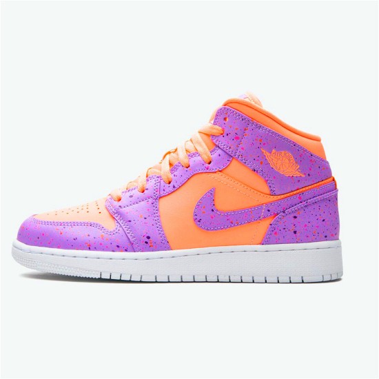 Jordan 1 Mid SE GS Atomic Pulse Orange Pulse/Atomic Violet/Laser Crimson/Voltage Lila/Vit Jordan Skor